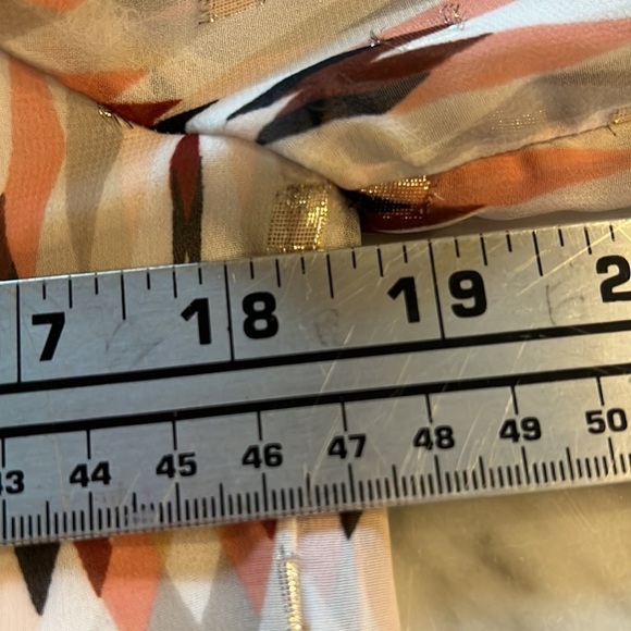 🏁 SALE 🏁 WHITE HOUSE BLACK MARKET Diamond Metallic Blouse w/Peach, Size 4 - Picture 6 of 8